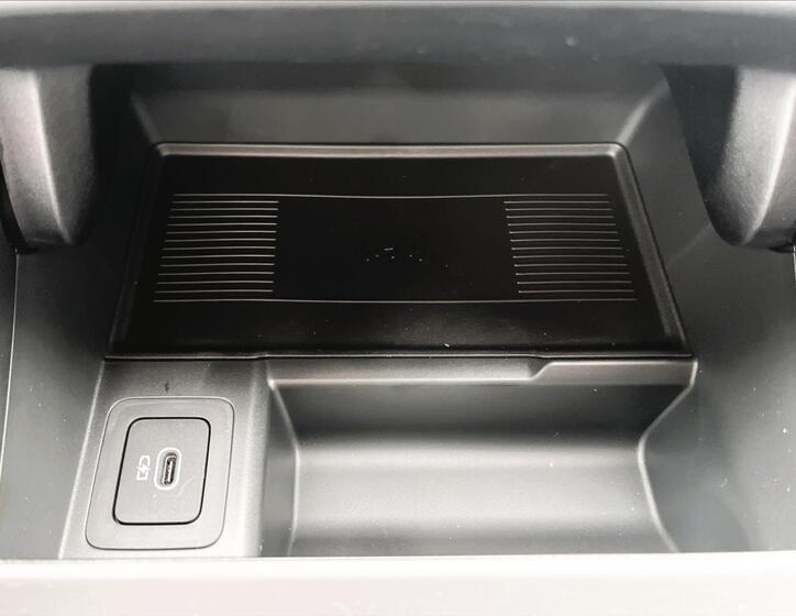 Land Rover Range Rover Evoque 26