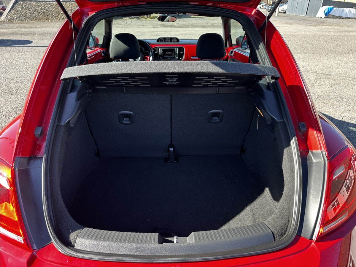 Volkswagen Beetle Hatchback 1,2 l 77 kw