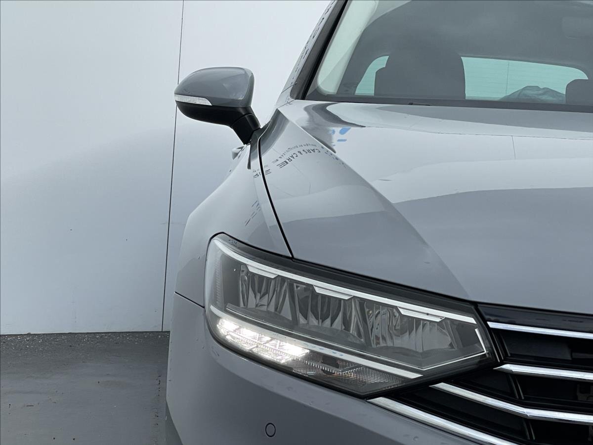 Volkswagen Passat Kombi 1,5 l 110 kw