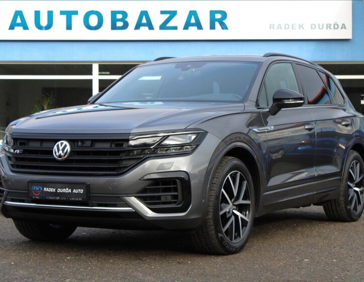 Volkswagen Touareg 1