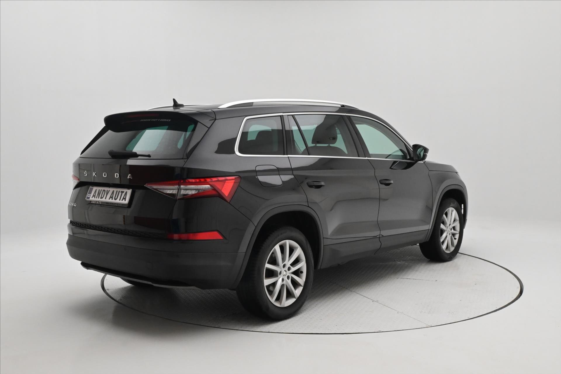 Škoda Kodiaq SUV / Terénní 1,5 l 110 kw