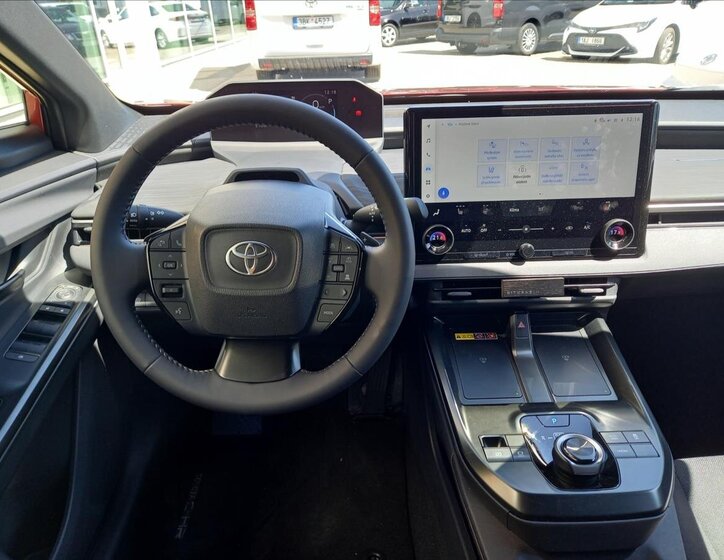 Toyota C-HR SUV / Terénní 0,0 160 kw