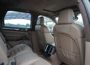 Porsche Cayenne 34
