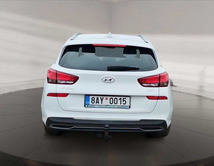 Hyundai i30 4