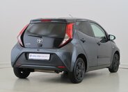 Toyota Aygo Hatchback 998,0 53 kw