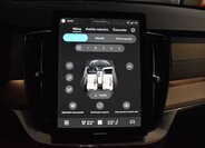 Volvo XC90 SUV / Terénní 2,0 l 228 kw