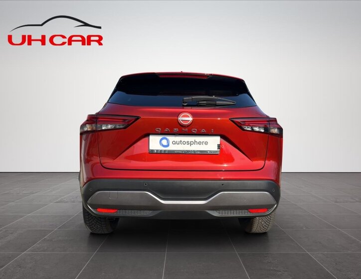 Nissan Qashqai SUV / Terénní 1,3 l 116 kw