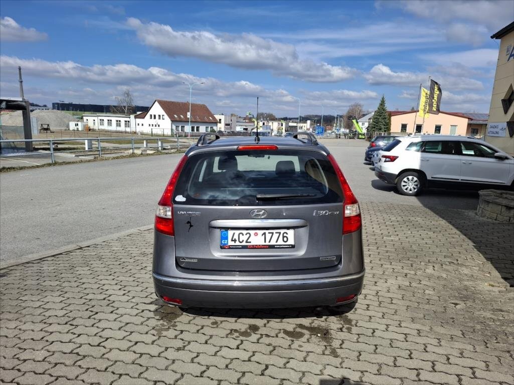 Hyundai i30 Kombi 1,6 l 84 kw