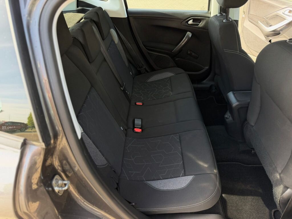 Peugeot 2008 SUV / Terénní 1,2 l 60 kw