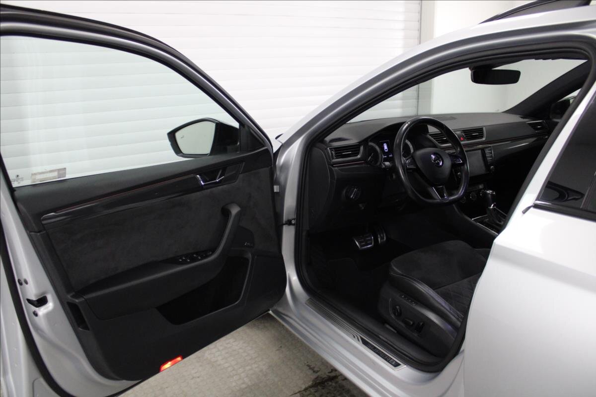 Škoda Superb Kombi 2,0 l 110 kw