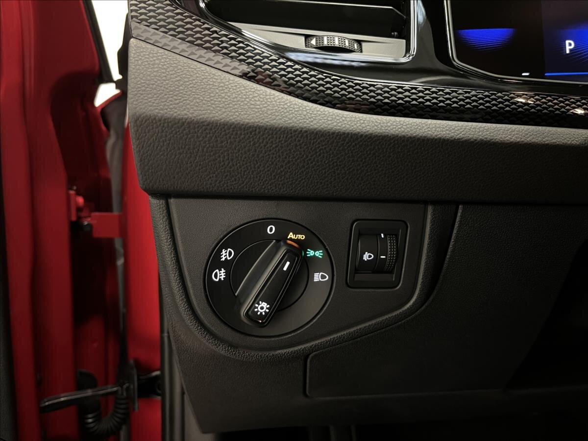 Volkswagen Polo Hatchback 999,0 85 kw