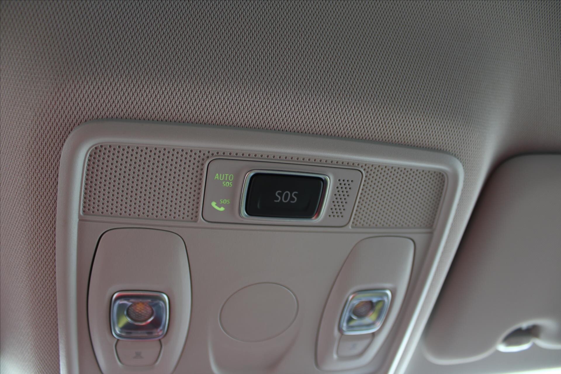 Renault Arkana SUV / Terénní 1,6 l 120 kw