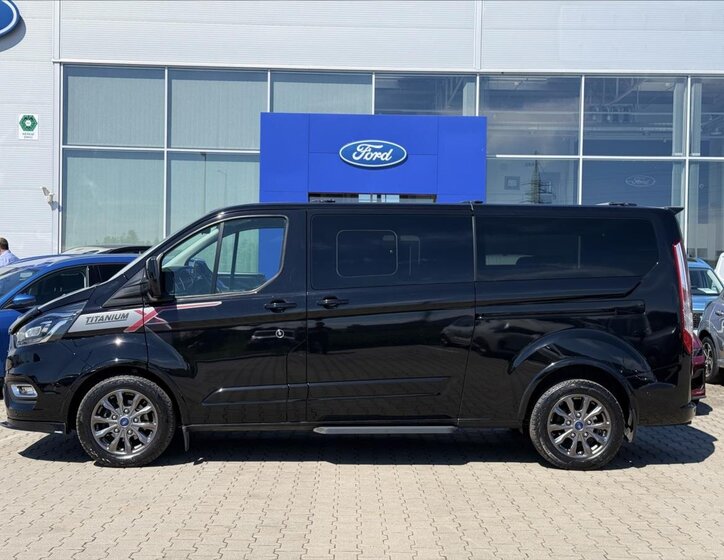 Ford Tourneo Custom MPV 2,0 l 136 kw