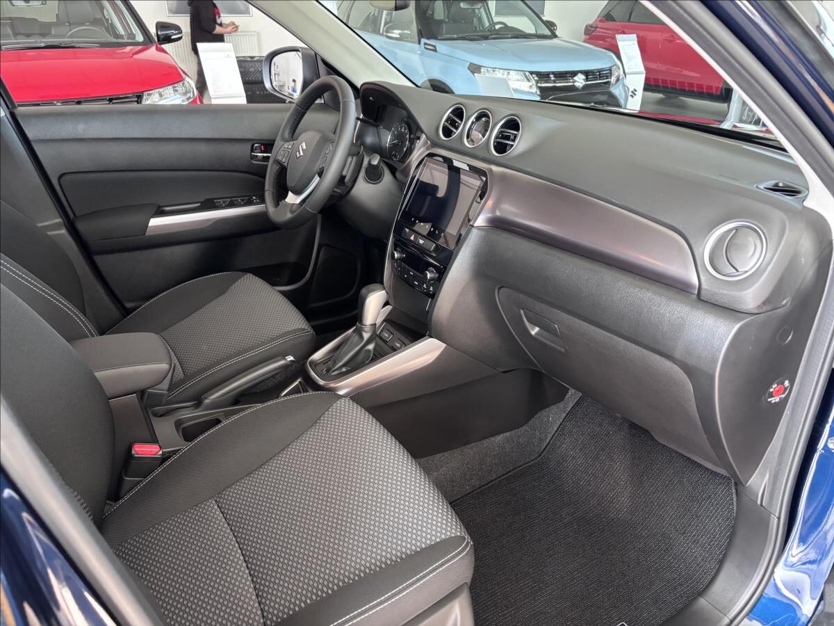 Suzuki Vitara SUV / Terénní 1,4 l 81 kw