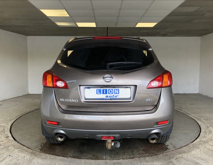 Nissan Murano 6