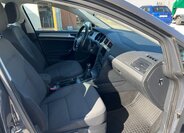 Volkswagen Golf Kombi 1,6 l 77 kw