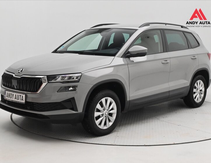 Škoda Karoq SUV 999,0 81 kw