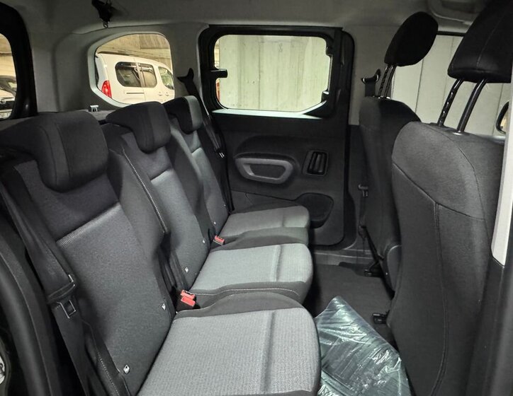 Toyota ProAce City Verso 12