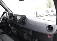 Mercedes-Benz Sprinter 10