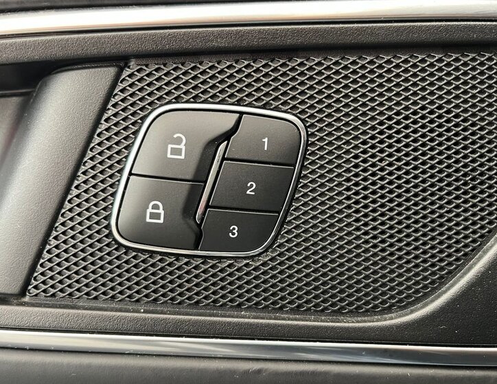 Ford S-MAX MPV 2,5 l 140 kw