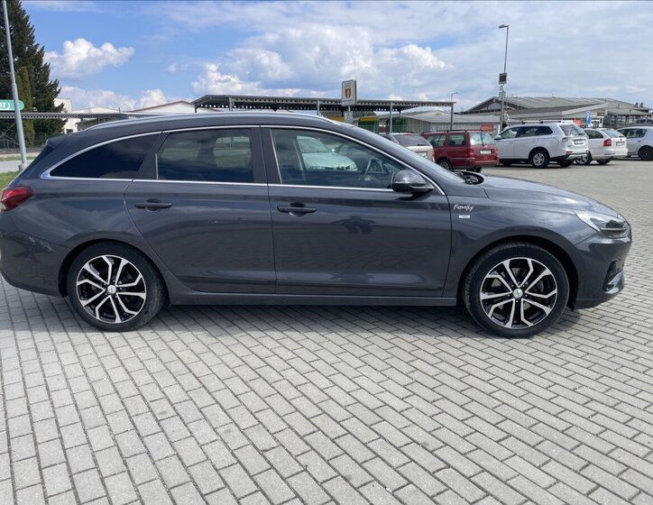 Hyundai i30 Kombi 1,5 l 117 kw