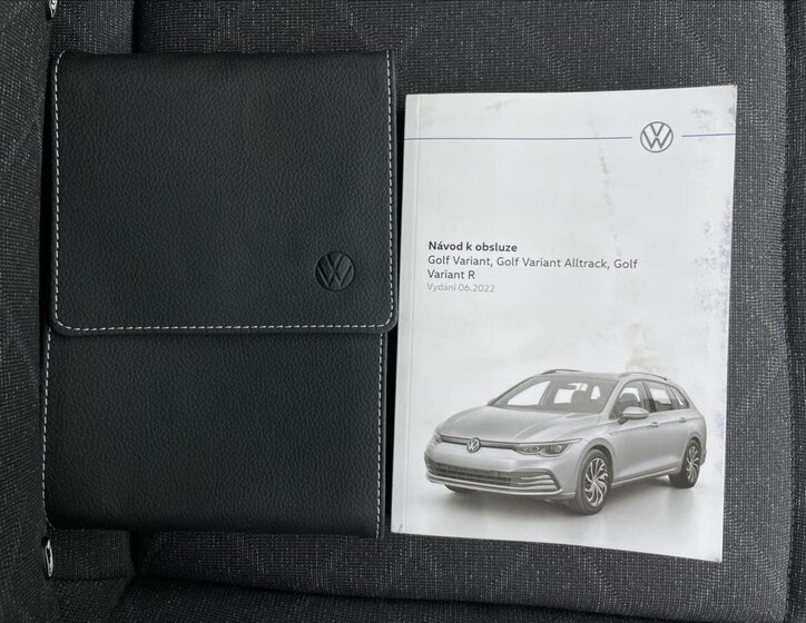 Volkswagen Golf Kombi 1,5 l 96 kw