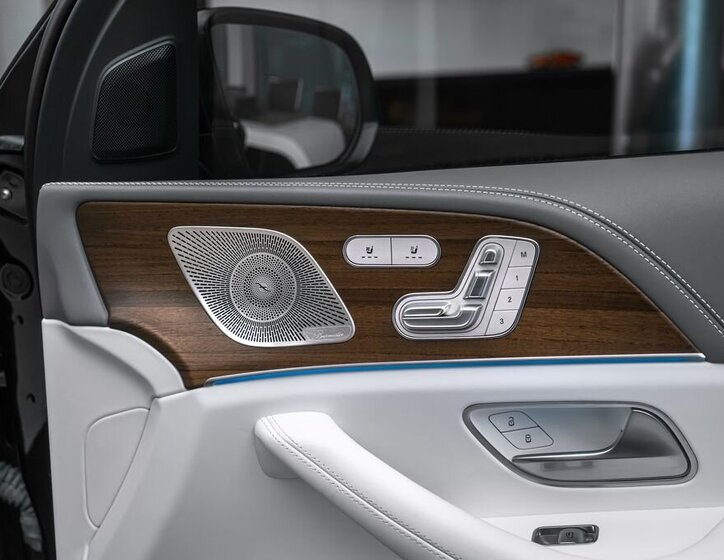 Mercedes-Benz GLS SUV 4,0 l 410 kw