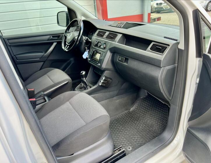 Volkswagen Caddy 24