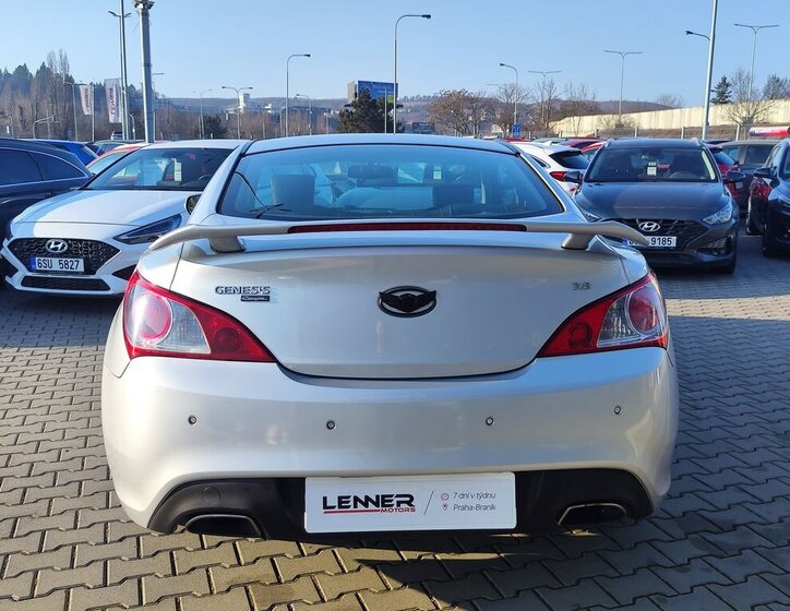 Hyundai Genesis Kupé 0,0 223 kw