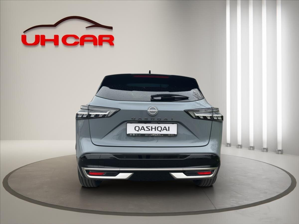Nissan Qashqai SUV / Terénní 1,3 l 116 kw