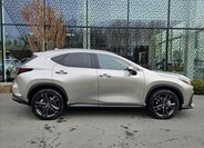 Lexus NX 350h SUV / Terénní 2,5 l 147 kw