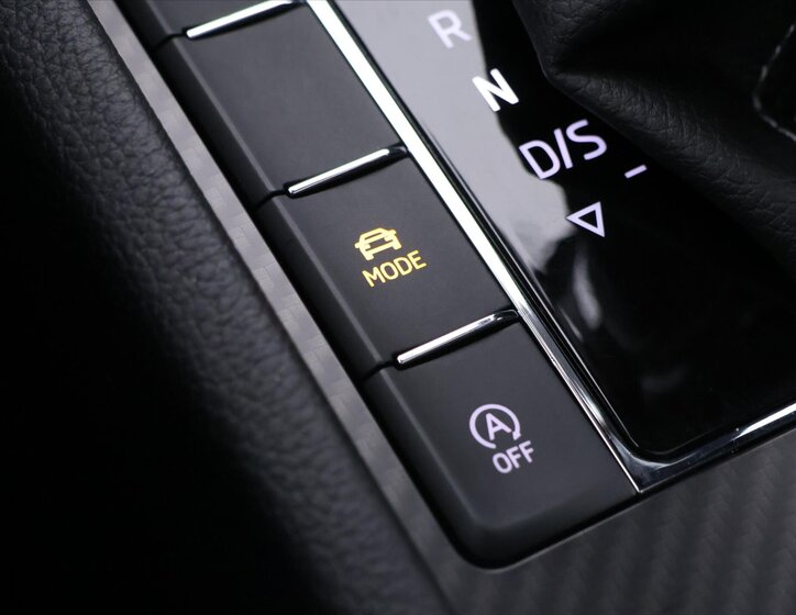 Škoda Superb Kombi 2,0 l 110 kw