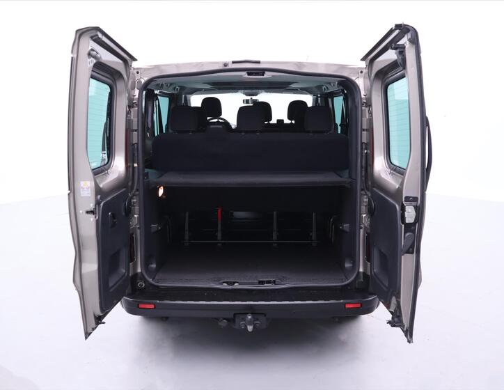 Renault Trafic 9