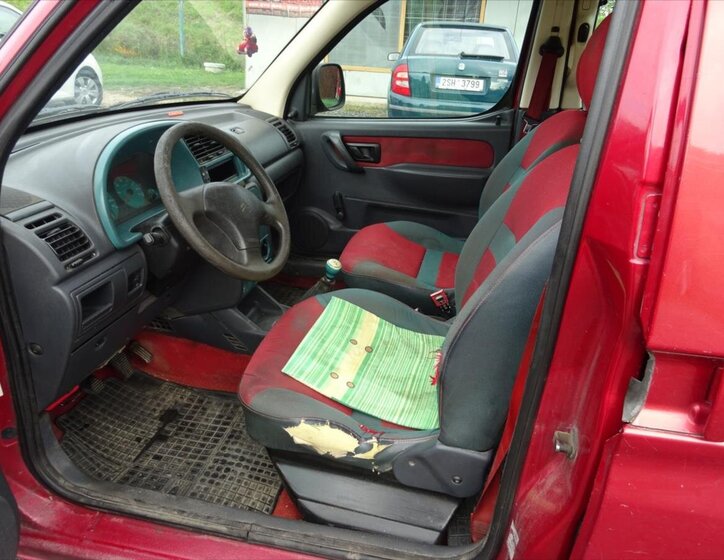 Citroën Berlingo MPV 2,0 l 66 kw