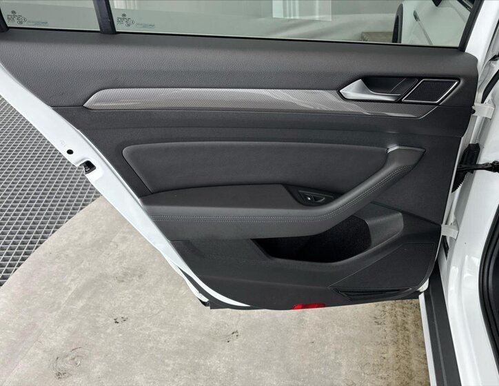 Volkswagen Passat Kombi 2,0 l 140 kw