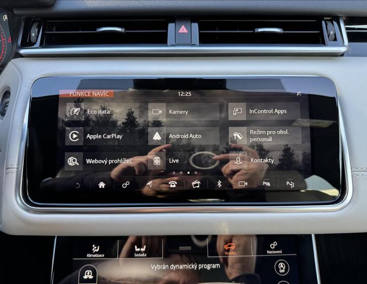 Land Rover Range Rover Velar 17