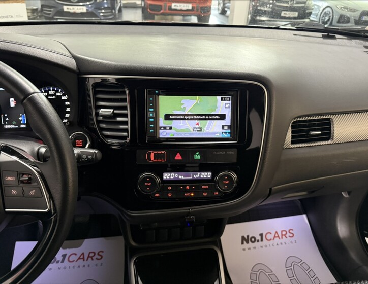 Mitsubishi Outlander 21