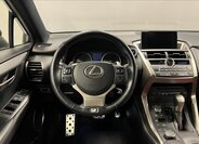 Lexus NX 300h 5