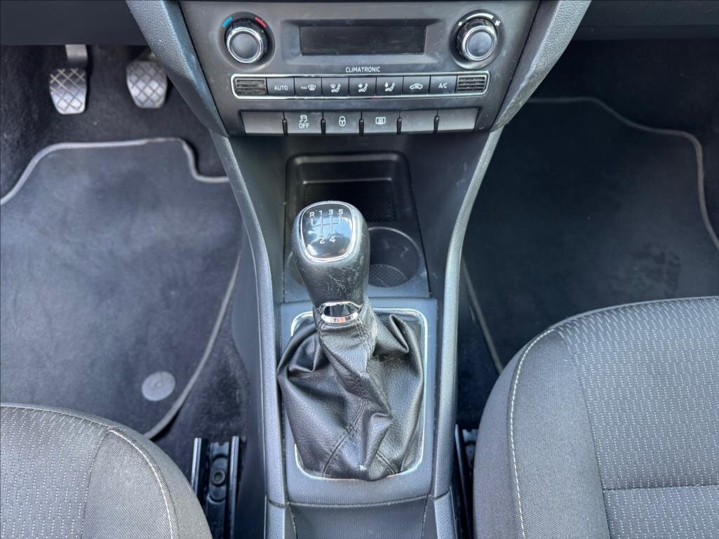 Škoda Rapid Liftback 1,2 l 63 kw