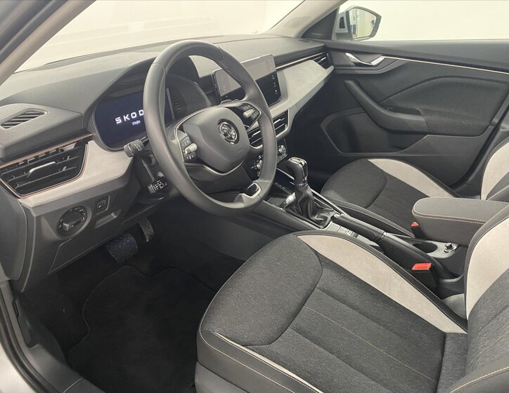 Škoda Scala Hatchback 1,5 l 110 kw