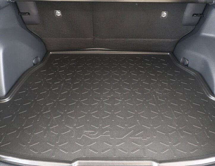 Toyota RAV4 SUV 2,5 l 131 kw