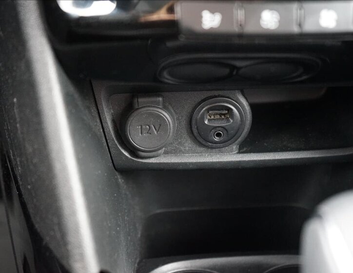 Peugeot 2008 SUV / Terénní 1,2 l 81 kw