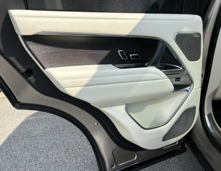 Land Rover Range Rover 16