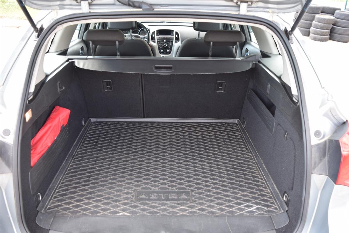 Opel Astra Kombi 1,7 l 81 kw