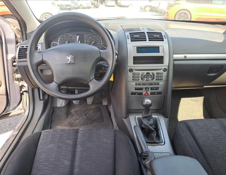 Peugeot 407 9