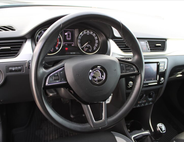 Škoda Rapid Liftback 999,0 81 kw