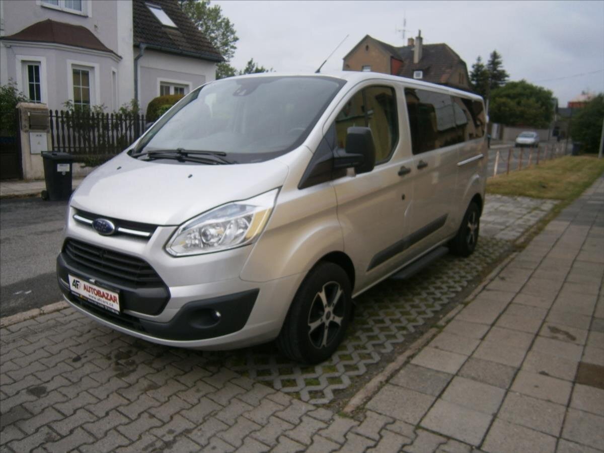 Ford Tourneo Custom