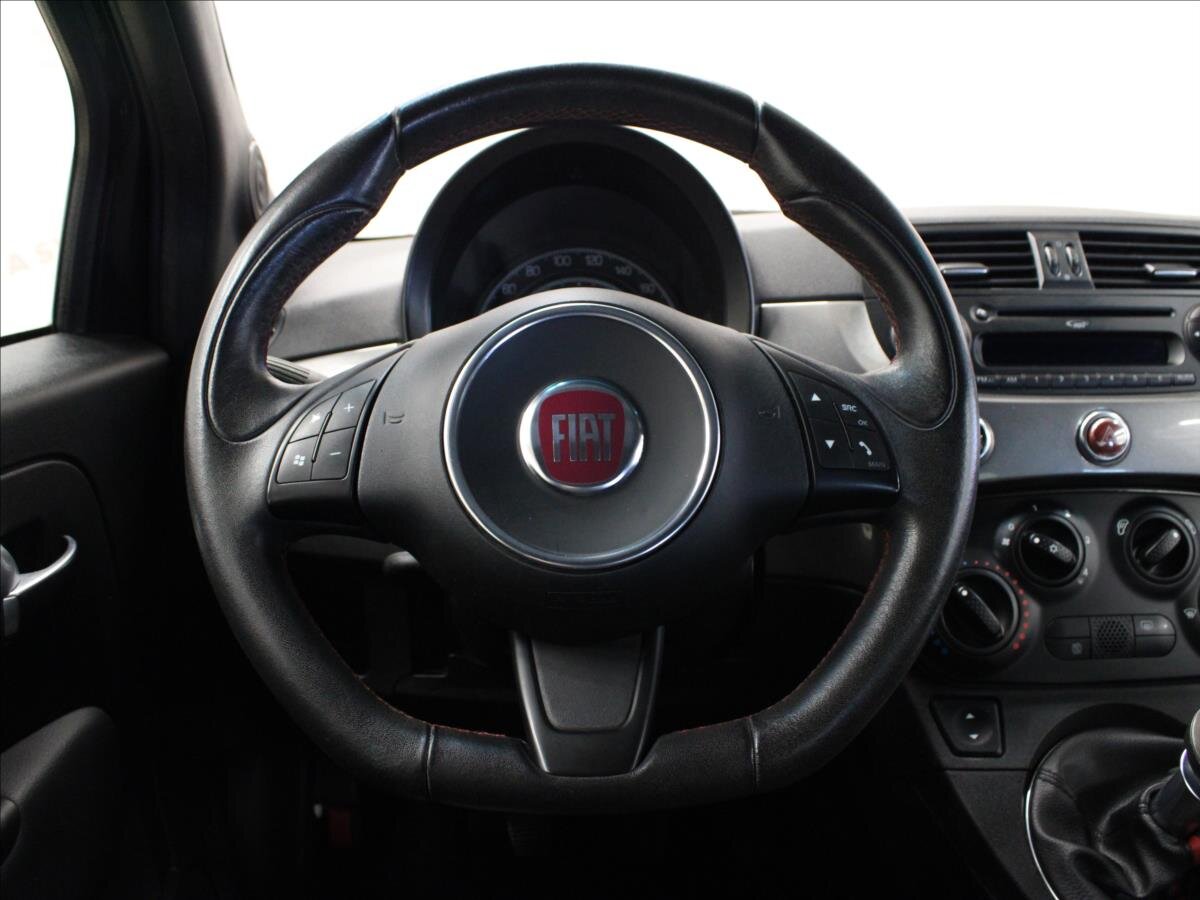 Fiat 500 Hatchback 899,0 63 kw