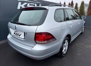 Volkswagen Golf Kombi 1,6 l 77 kw