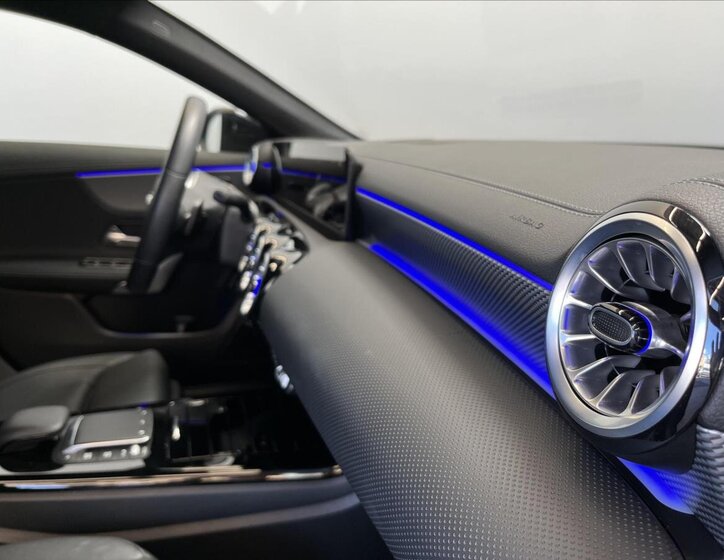 Mercedes-Benz CLA 17